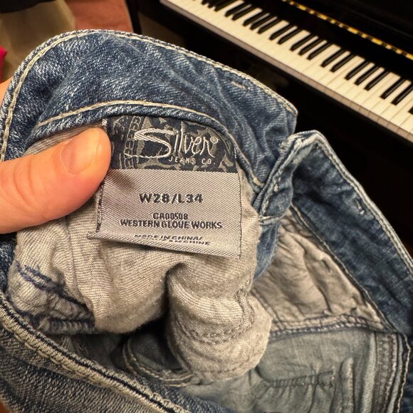 Silver Jeans McKenzie Flap | Ultra Low Rise Slim Bootcut | Size 28/34 | VGUC | - Picture 8 of 14